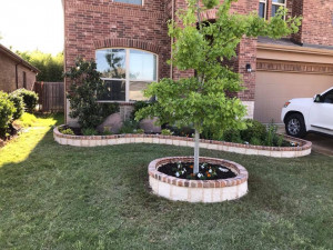 Natural Stone and Brick Landscape Border